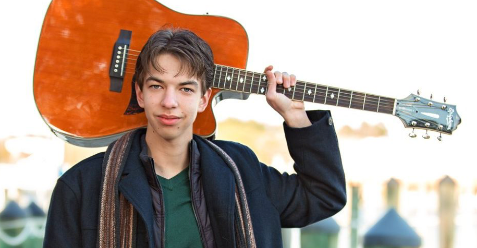 Live Music with Sumner Hutchinson on Sunday, July 31st from 1:30-4:30pm